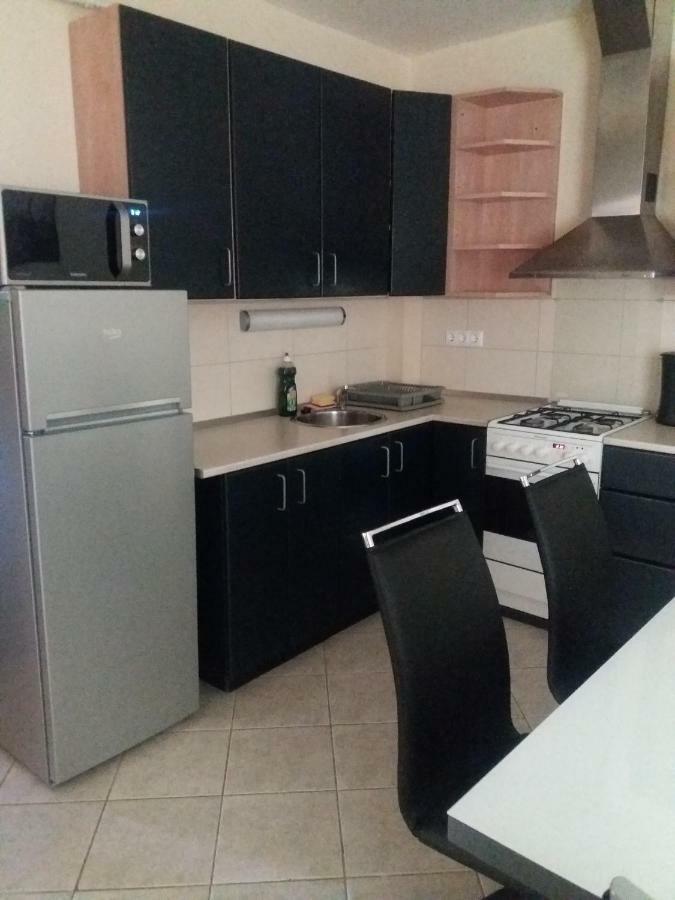 Centrum Apartman Lägenhet Szeged Exteriör bild