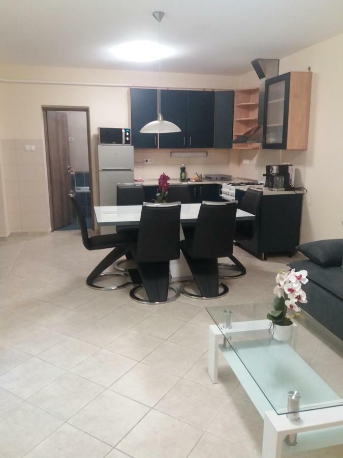 Centrum Apartman Lägenhet Szeged Exteriör bild