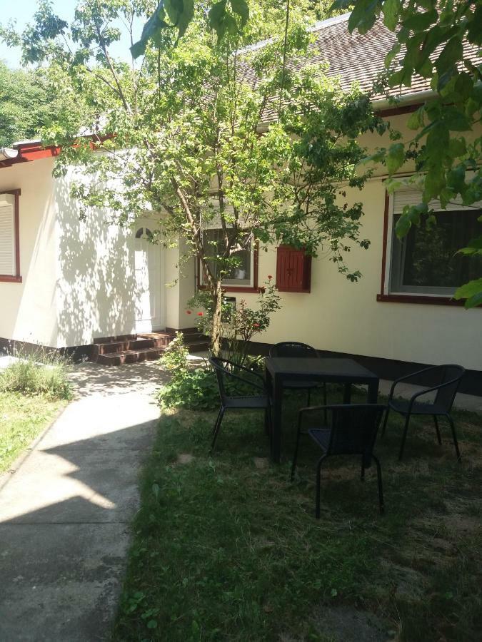 Centrum Apartman Lägenhet Szeged Exteriör bild